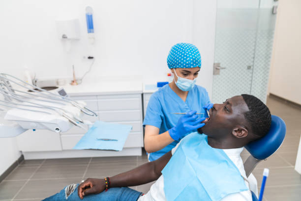 Best Emergency Dental Extractions in Carol Stream, IL